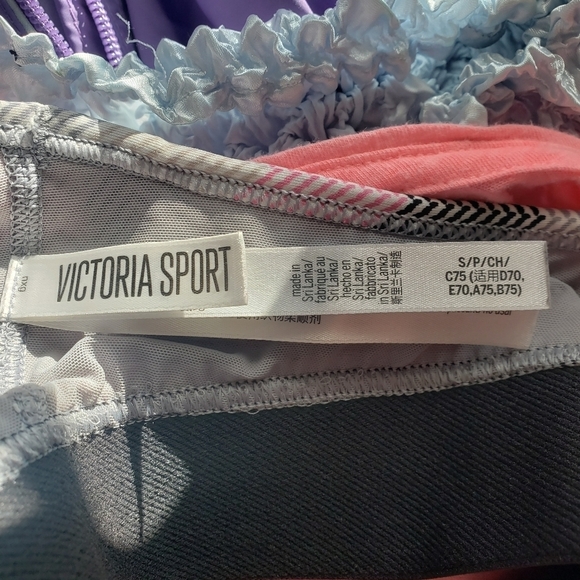 Victoria's Secret Sport Sports Bra Strappy Back SM - Picture 3 of 5